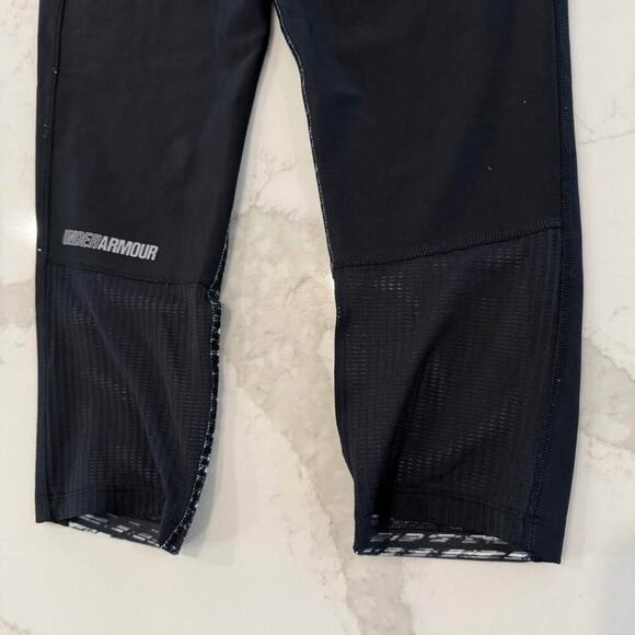 Under Armour HeatGear No-Slip Waistband Activewear Capris Womens Medium Leggings - Picture 6 of 9